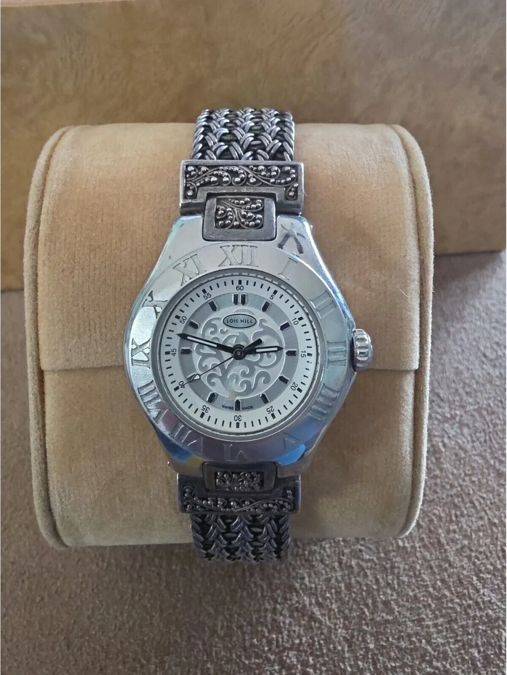 LOIS HILL Women's SWISS Watch LH-0022
